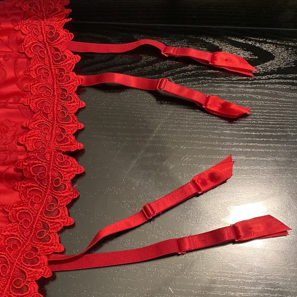 Frederick’s of Hollywood red corset 36 - Picture 5 of 11